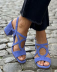 Square-Toed Sandals with Round Cut