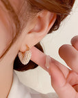 V-Shaped Everyday Pearl Earrings