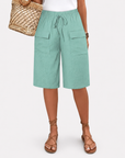 Marieke - Linen Bermuda Shorts with Bow Closure