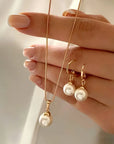 Elegant Graceful Pearl Necklace Set
