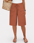 Marieke - Linen Bermuda Shorts with Bow Closure