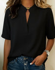 Brittany | Elegant blouse with refined collar