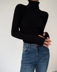 Hailey | Women’s Minimalist Slim Turtleneck Stretch Top