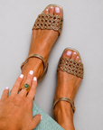 Flat sandals with square toe