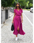 Audrey - Elegant Dress with V-Neck and Shaping Design