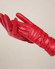 Women’s Classic Gloves – Elegant Ruched Wrist Design