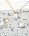Elegant Graceful Pearl Necklace Set