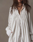 Retro-style Lace Irregular Hem Long-sleeved Mini Dress
