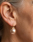 Touch of Pearls Earrings