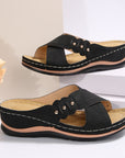 Comfora™ | Light and stable wedge sandals for all-day comfort
