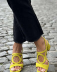 Square-Toed Sandals with Round Cut