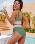 Élora – Sculpting in Elegant Bikini