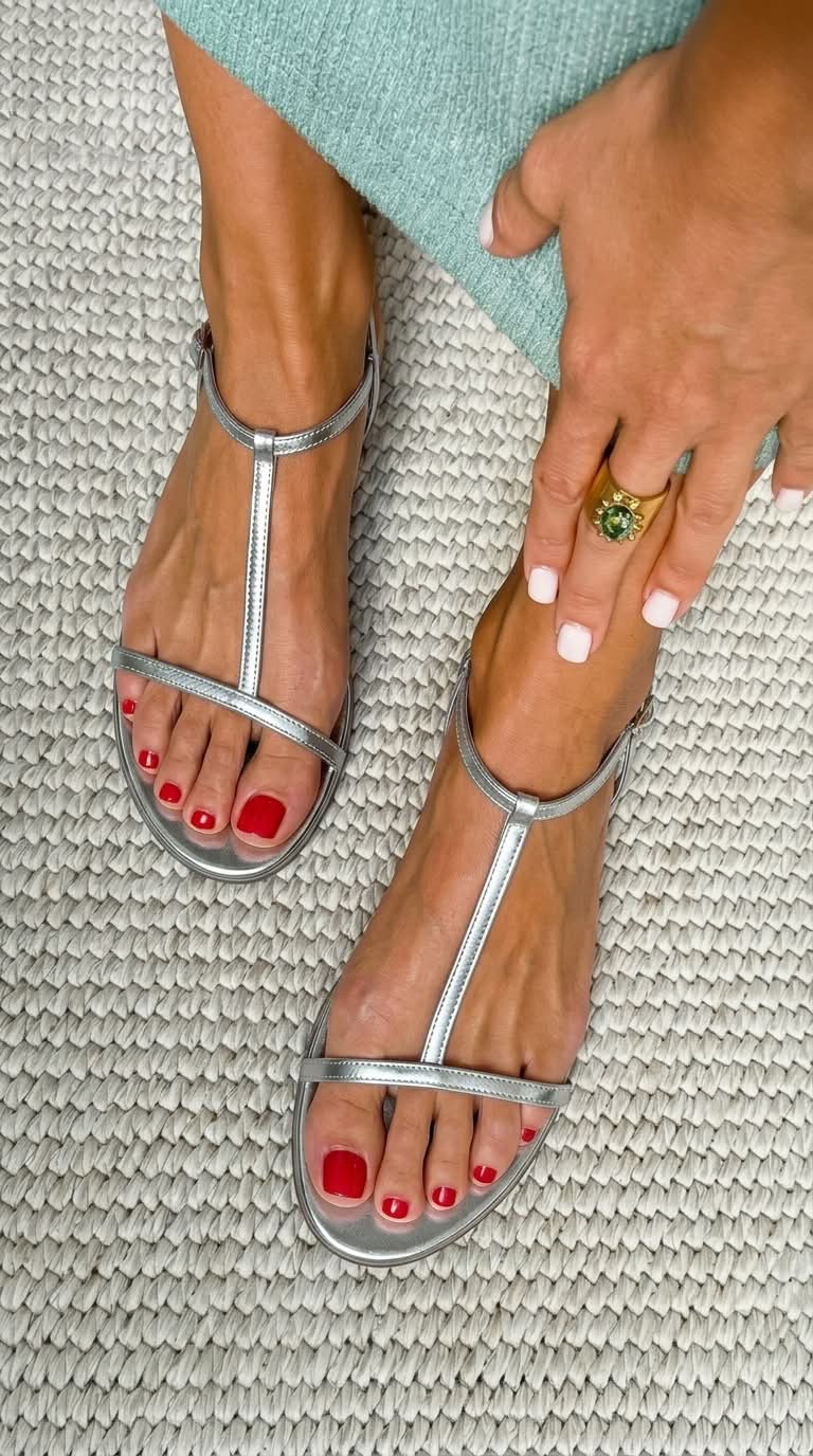 Metallic Flat Sandals with T-Straps