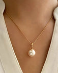 Elegant Graceful Pearl Necklace Set