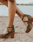 Mia | Women Elegant Closed Toe Wedge Heels
