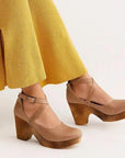 Mia | Women Elegant Closed Toe Wedge Heels