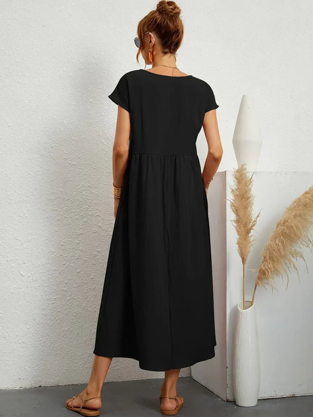 HEIKE | FLOWING MIDI DRESS OF TIMELESS ELEGANCE