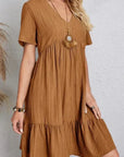 ENORA | FIGURE-ENHANCING ELEGANT DRESS