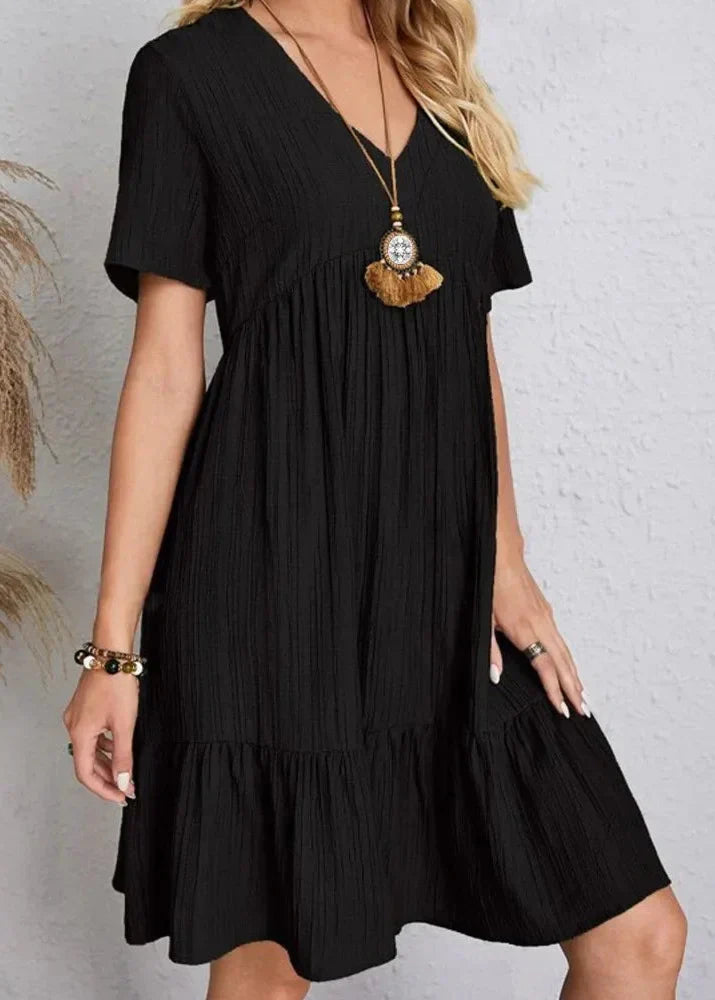 ENORA | FIGURE-ENHANCING ELEGANT DRESS