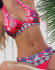 Neeltje - Bikini with Floral and Geometric Design