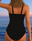Éloria – Elegant swimwear with colorful print