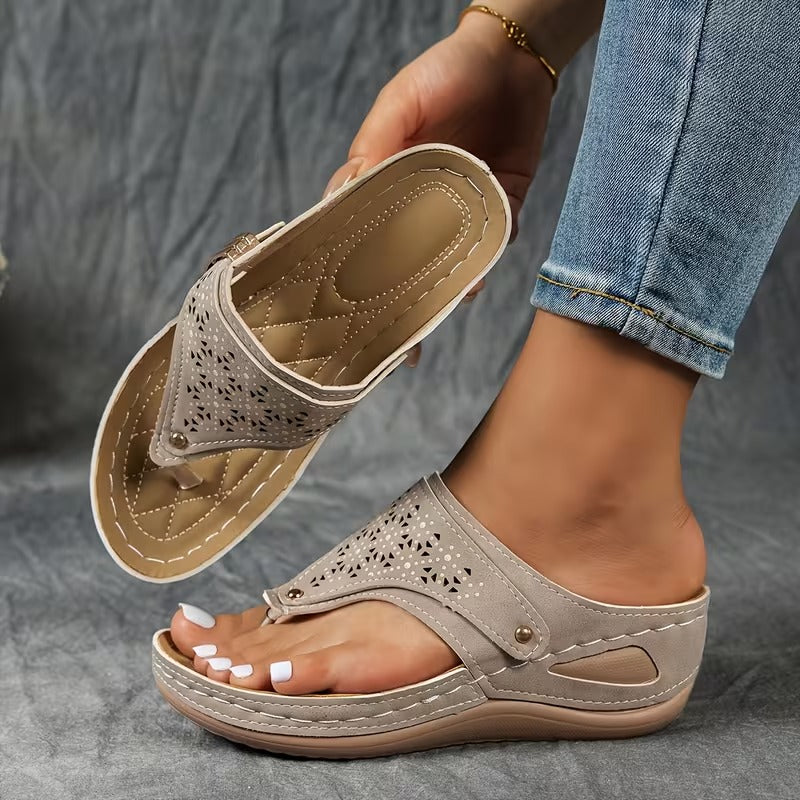 Andrea | Comfortable and supportive wedge sandals