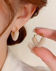 V-Shaped Everyday Pearl Earrings