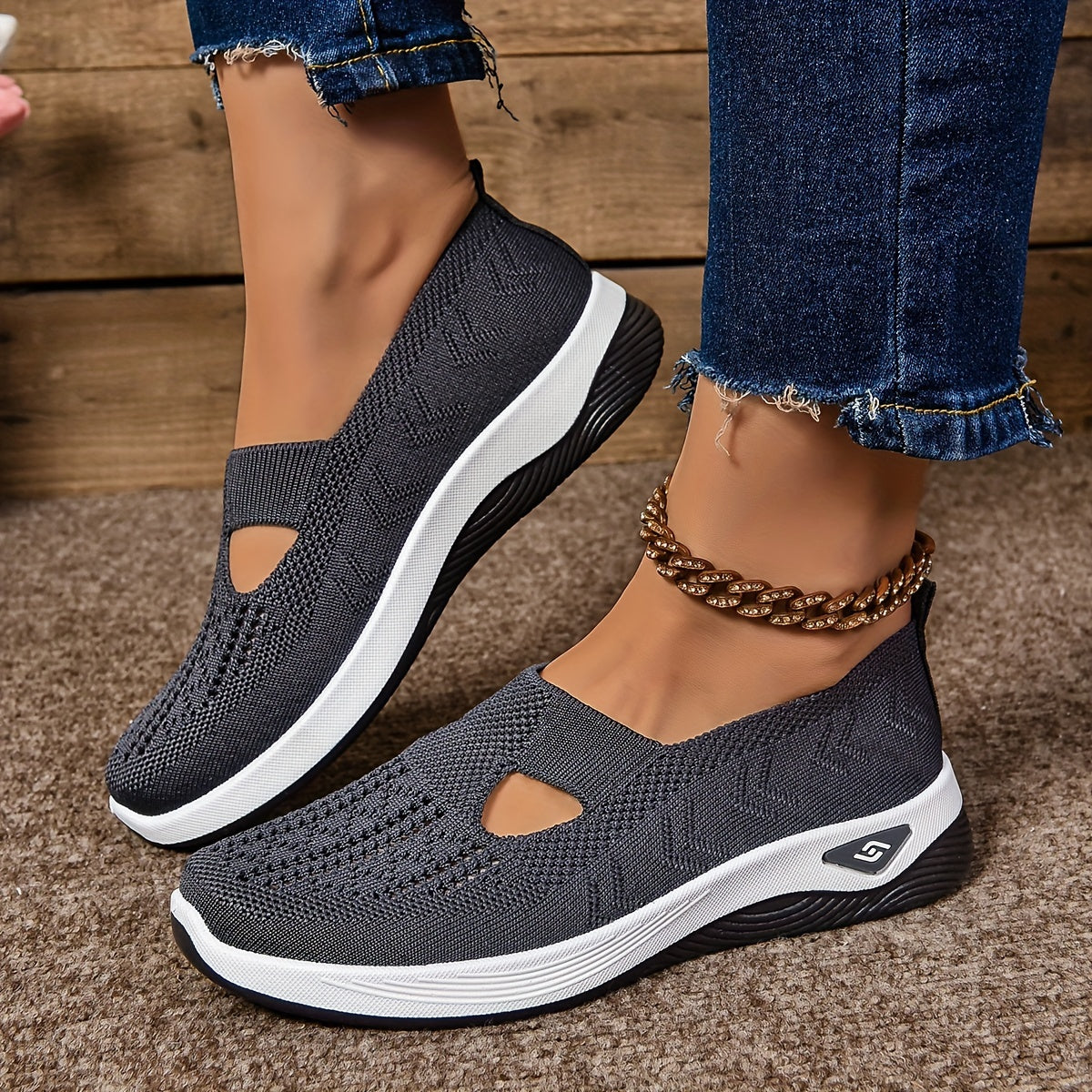 Olivia – Antislip orthopedic shoes + FREE INSOLES