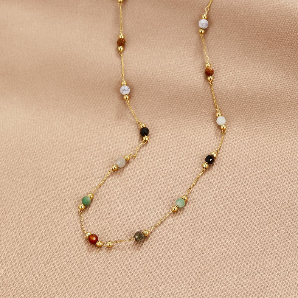 Minimalistic Pendant with Stone